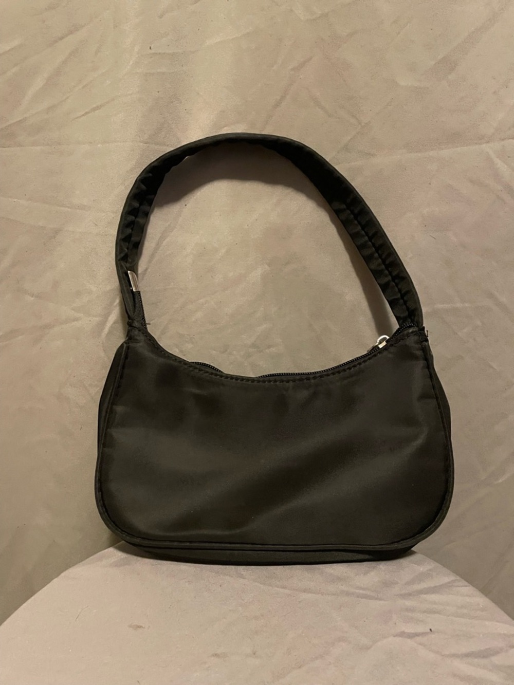 Classic Black Shoulder Bag - Sleek Everyday Tote